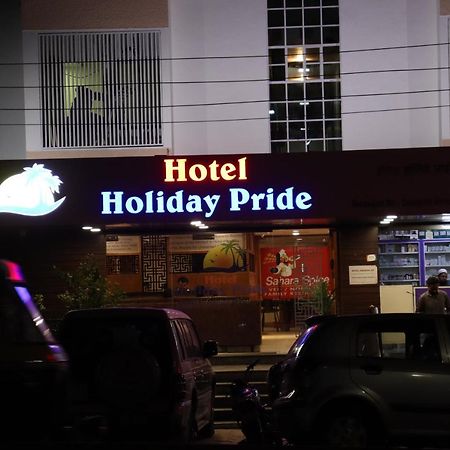 Hotel Holiday Pride Aurangábád Kültér fotó